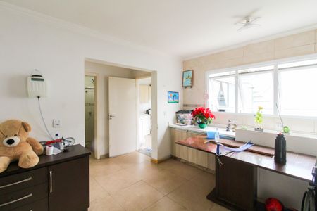 Casa à venda com 195m², 4 quartos e 2 vagasCozinha