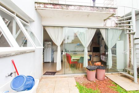 Casa à venda com 195m², 4 quartos e 2 vagasÁrea externa