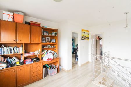 Casa à venda com 195m², 4 quartos e 2 vagasLiving