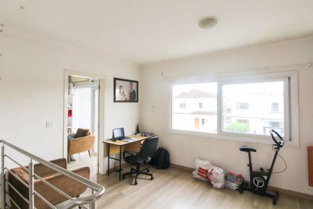 Casa à venda com 195m², 4 quartos e 2 vagasLiving