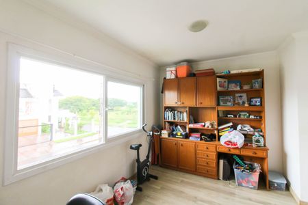 Casa à venda com 195m², 4 quartos e 2 vagasLiving