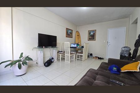 Sala de apartamento para alugar com 2 quartos, 100m² em Gonzaga, Santos