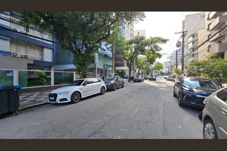 Apartamento para alugar com 100m², 2 quartos e 1 vagaVista da Rua
