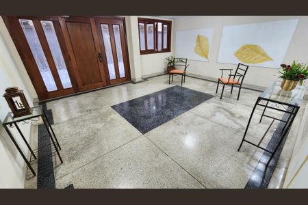 Apartamento para alugar com 100m², 2 quartos e 1 vagaHall de entrada