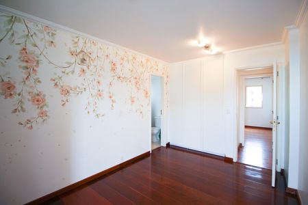 Apartamento à venda com 157m², 3 quartos e 3 vagas Apartamento à venda com 157m², 3 quartos e 3 vagasSuíte 3