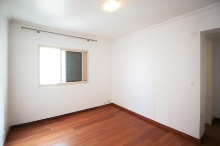 Apartamento à venda com 157m², 3 quartos e 3 vagas Apartamento à venda com 157m², 3 quartos e 3 vagasSuíte