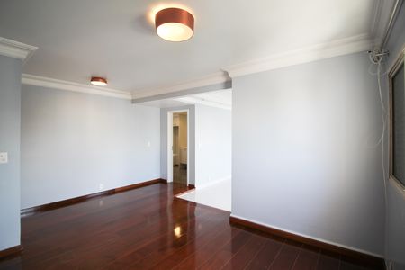 Apartamento à venda com 157m², 3 quartos e 3 vagas Apartamento à venda com 157m², 3 quartos e 3 vagasQuarto