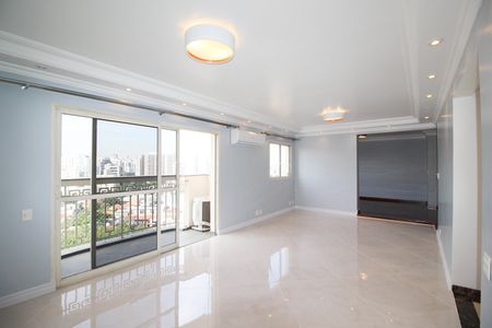 Apartamento à venda com 157m², 3 quartos e 3 vagas Apartamento à venda com 157m², 3 quartos e 3 vagasSala