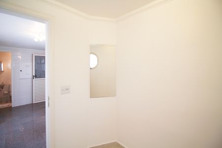 Apartamento à venda com 157m², 3 quartos e 3 vagas Apartamento à venda com 157m², 3 quartos e 3 vagasQuarto de serviço
