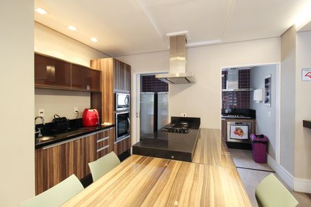Apartamento à venda com 157m², 3 quartos e 3 vagas Apartamento à venda com 157m², 3 quartos e 3 vagasÁrea comum
