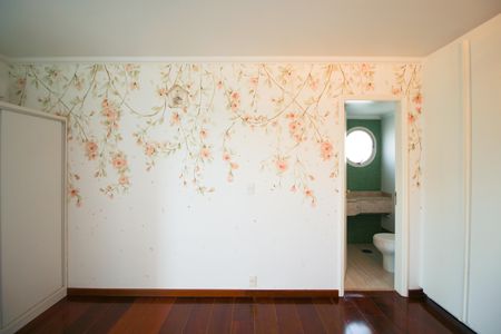 Apartamento à venda com 157m², 3 quartos e 3 vagas Apartamento à venda com 157m², 3 quartos e 3 vagasSuíte 3