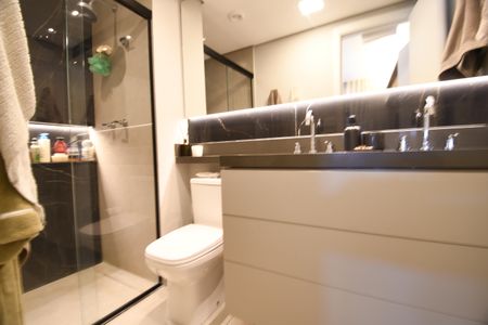 Apartamento à venda com 67m², 2 quartos e 1 vagaBanheiro Suíte