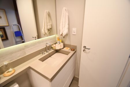 Apartamento à venda com 67m², 2 quartos e 1 vagaBanheiro Social