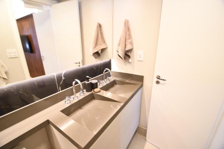 Apartamento à venda com 67m², 2 quartos e 1 vagaBanheiro Suíte