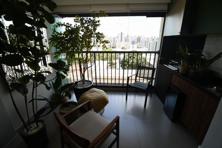 Apartamento à venda com 67m², 2 quartos e 1 vagaSala