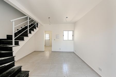 Sala de casa à venda com 3 quartos, 77m² em Vila Uniao (zona Leste), São Paulo