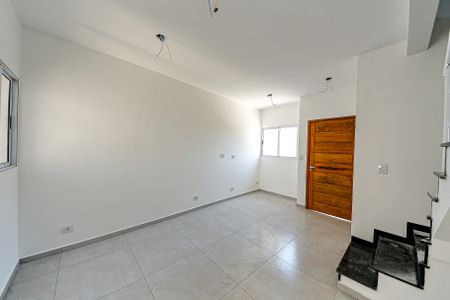 Casa à venda com 77m², 3 quartos e 1 vagaSala