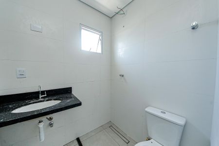 Casa à venda com 77m², 3 quartos e 1 vagaBanheiro