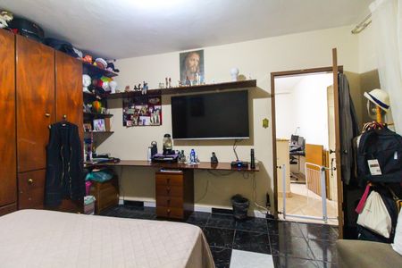 Casa para alugar com 240m², 3 quartos e 2 vagasQuarto 2