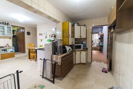 Casa para alugar com 240m², 3 quartos e 2 vagasCozinha