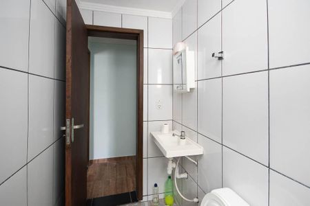 Casa para alugar com 70m², 1 quarto e sem vaga Casa para alugar com 70m², 1 quarto e sem vagaBanheiro