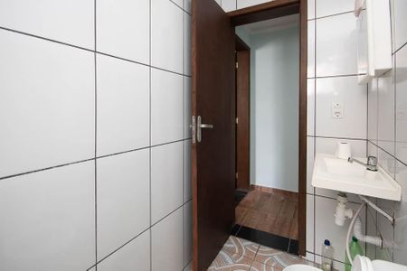 Casa para alugar com 70m², 1 quarto e sem vaga Casa para alugar com 70m², 1 quarto e sem vagaBanheiro