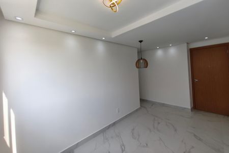 Sala de apartamento para alugar com 2 quartos, 44m² em Vila Satúrnia, Campinas