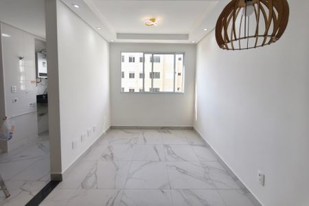 Sala de apartamento para alugar com 2 quartos, 44m² em Vila Satúrnia, Campinas