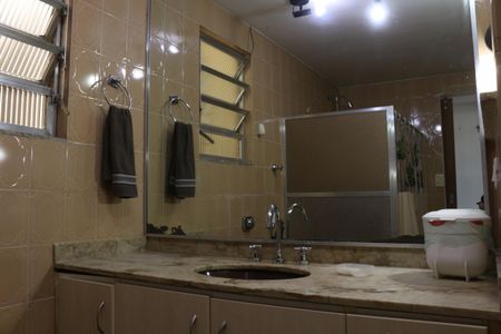 Apartamento para alugar com 202m², 4 quartos e 1 vagaBanheiro da Suíte