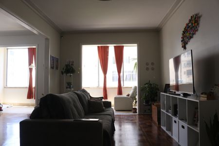 Apartamento para alugar com 202m², 4 quartos e 1 vagaSala