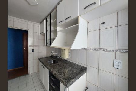 Apartamento para alugar com 66m², 3 quartos e sem vagaCozinha