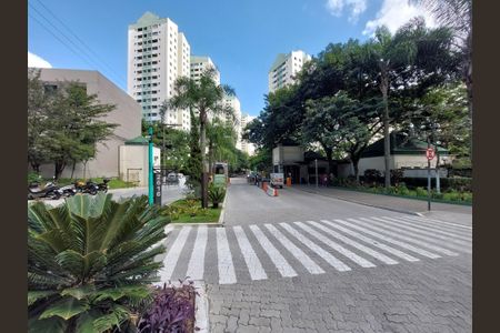 Apartamento para alugar com 66m², 3 quartos e sem vagaÁrea comum