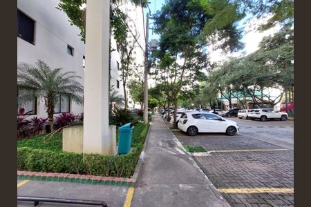 Apartamento para alugar com 66m², 3 quartos e sem vagaÁrea comum