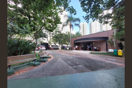 Apartamento para alugar com 66m², 3 quartos e sem vagaÁrea comum