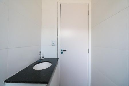 Apartamento para alugar com 67m², 2 quartos e 1 vagaBanheiro