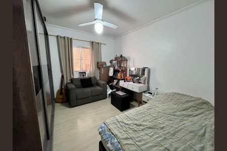 Casa à venda com 3 quartos, 249m² em Eldorado, Diadema