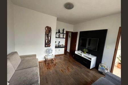 Casa à venda com 4 quartos, 241m² em Jardim Guanabara, Belo Horizonte