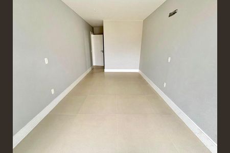 Casa à venda com 4 quartos, 350m² em Barra da Tijuca, Rio de Janeiro