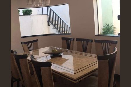 Casa à venda com 3 quartos, 256m² em Vila Formosa, São Paulo