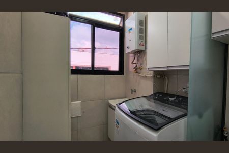 Apartamento para alugar com 50m², 2 quartos e 1 vaga Apartamento para alugar com 50m², 2 quartos e 1 vagaCozinha e Área de Serviço
