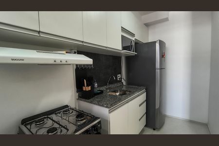 Apartamento para alugar com 50m², 2 quartos e 1 vaga Apartamento para alugar com 50m², 2 quartos e 1 vagaCozinha e Área de Serviço