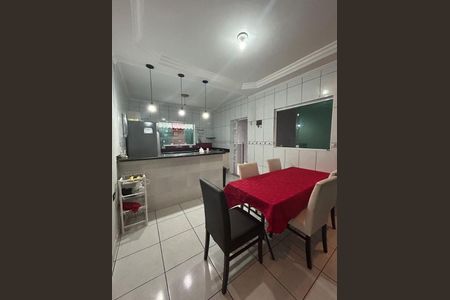 Casa à venda com 3 quartos, 226m² em Jardim Embaré, São Bernardo do Campo