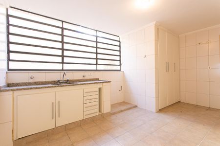 Casa para alugar com 200m², 3 quartos e 1 vagaCozinha