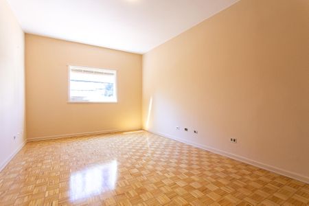 Casa para alugar com 200m², 3 quartos e 1 vagaQuarto 1