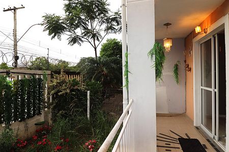 Sacada da Sala de apartamento para alugar com 2 quartos, 125m² em Humaitá, Porto Alegre