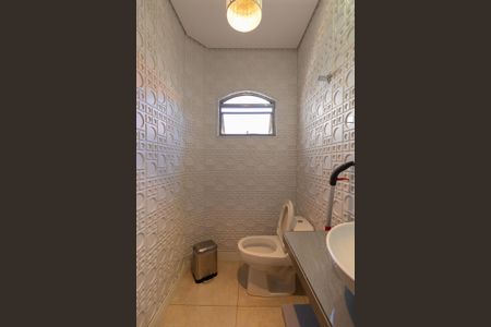 Casa para alugar com 330m², 3 quartos e 5 vagas Casa para alugar com 330m², 3 quartos e 5 vagasLavabo