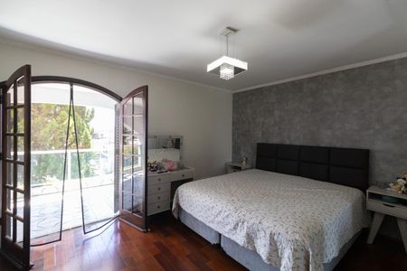 Casa para alugar com 330m², 3 quartos e 5 vagas Casa para alugar com 330m², 3 quartos e 5 vagasSuíte