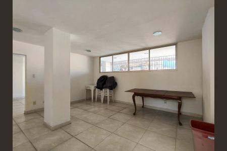 Apartamento à venda com 90m², 3 quartos e 1 vaga Apartamento à venda com 90m², 3 quartos e 1 vagaÁrea comum - Salão de festas