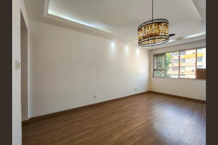 Apartamento à venda com 90m², 3 quartos e 1 vaga Apartamento à venda com 90m², 3 quartos e 1 vagaSala