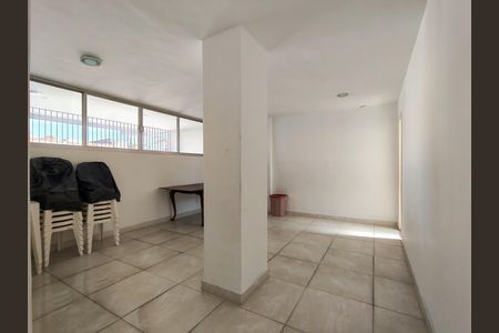 Apartamento à venda com 90m², 3 quartos e 1 vaga Apartamento à venda com 90m², 3 quartos e 1 vagaÁrea comum - Salão de festas